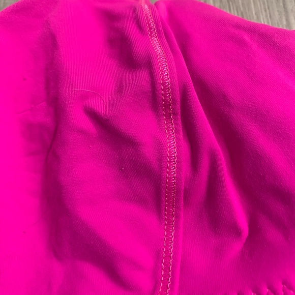 LuluLemon Cut Out Tank - Picture 3 of 6